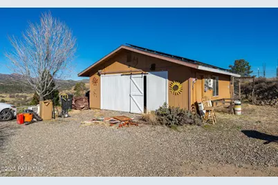 16928 W Trap Road, Kirkland, AZ 86332 - Photo 21