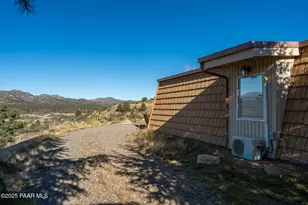 16928 W Trap Rd, Kirkland, AZ 86332 - Photo 27