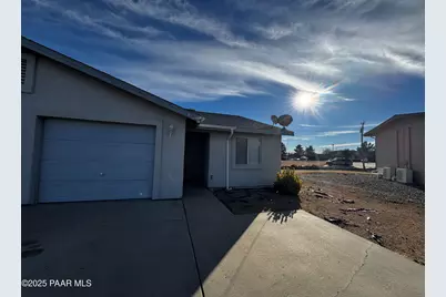3335 N Yavapai Court #B, Prescott Valley, AZ 86314 - Photo 1