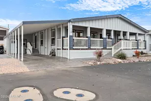 11350 E Sarah Jane Ln 118, Dewey-Humboldt, AZ 86327 - Photo 7