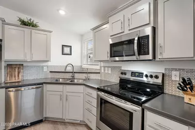 11350 E Sarah Jane Lane 118, Dewey-Humboldt, AZ 86327 - Photo 15
