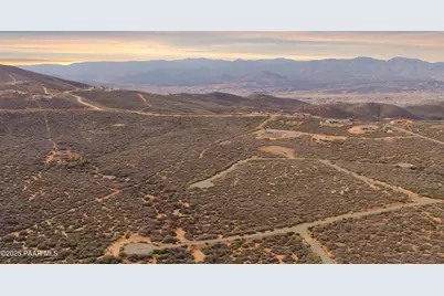 402A E Woodland Way, Dewey-Humboldt, AZ 86327 - Photo 5