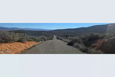 402A E Woodland Way, Dewey-Humboldt, AZ 86327 - Photo 11