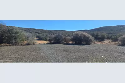 402C E Woodland Way, Dewey-Humboldt, AZ 86327 - Photo 11