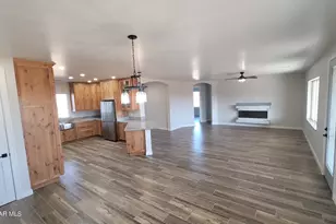 12880 E Brody Trail, Dewey-Humboldt, AZ 86327 - Photo 23