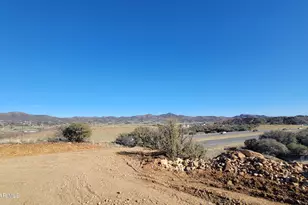 12880 E Brody Trail, Dewey-Humboldt, AZ 86327 - Photo 11