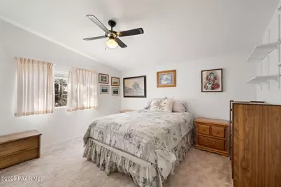 24945 N San Francisco Street, Paulden, AZ 86334 - Photo 15