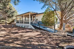 24945 N San Francisco St, Paulden, AZ 86334 - Photo 1