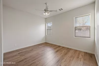 6671 E Sandhurst Drive, Prescott Valley, AZ 86314 - Photo 11