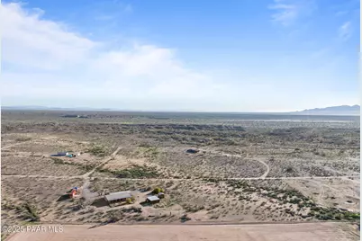 30040 W Redbird Road, Wittmann, AZ 85361 - Photo 29