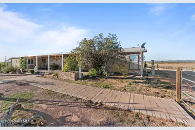 30040 W Redbird Road, Wittmann, AZ 85361 - Photo 21