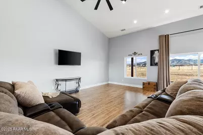 10660 E Colt Road, Prescott Valley, AZ 86315 - Photo 33