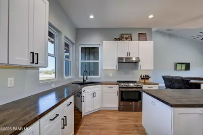 10660 E Colt Road, Prescott Valley, AZ 86315 - Photo 23