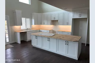 756 W Lee Boulevard, Prescott, AZ 86303 - Photo 3