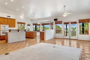 13492 N Iron Hawk Dr, Prescott, AZ 86305 - Photo 11