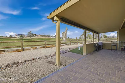 864 N Cowboy Circle, Dewey-Humboldt, AZ 86327 - Photo 9