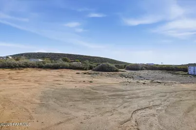 18000 E Quiet Valley Drive, Dewey-Humboldt, AZ 86327 - Photo 19