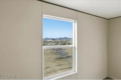 18000 E Quiet Valley Drive, Dewey-Humboldt, AZ 86327 - Photo 11