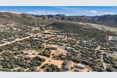 18000 E Quiet Valley Drive, Dewey-Humboldt, AZ 86327 - Photo 21