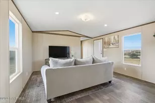 18000 E Quiet Valley Dr, Dewey-Humboldt, AZ 86327 - Photo 3