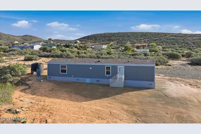 18000 E Quiet Valley Drive, Dewey-Humboldt, AZ 86327 - Photo 1