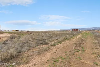 25550 N Leonora Lane, Paulden, AZ 86334 - Photo 7