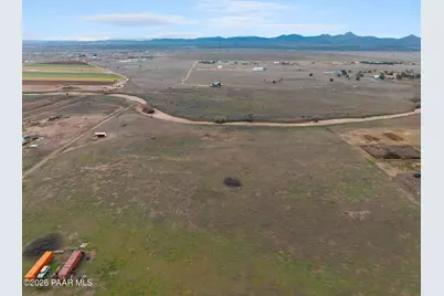 25550 N Leonora Lane, Paulden, AZ 86334 - Photo 17