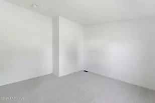 20901 E Park View Ln, Cordes Lakes, AZ 86333 - Photo 11