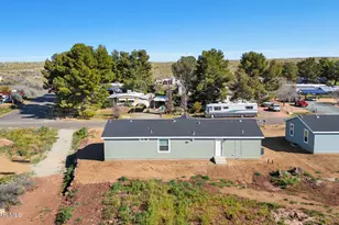 20901 E Park View Ln, Cordes Lakes, AZ 86333 - Photo 37