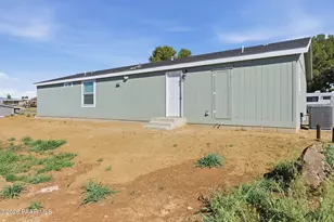 20901 E Park View Ln, Cordes Lakes, AZ 86333 - Photo 33