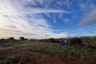 20901 E Park View Ln, Cordes Lakes, AZ 86333 - Photo 3