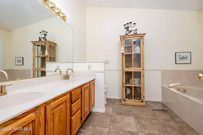 1715 Rolling Hills Drive, Prescott, AZ 86303 - Photo 11