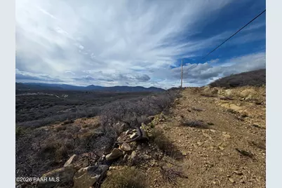 000 Yavapai Drive, Dewey-Humboldt, AZ 86327 - Photo 11