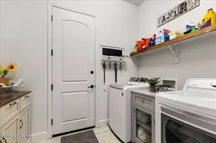 7930 E Carbon Ct, Prescott Valley, AZ 86315 - Photo 19