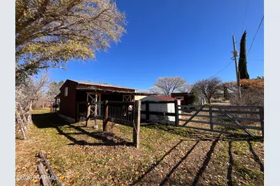 3140 S Iron Springs Road, Skull Valley, AZ 86338 - Photo 25