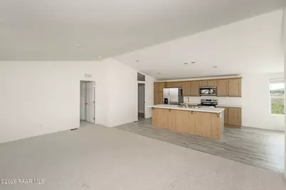 20921 E Park View Lane, Cordes Lakes, AZ 86333 - Photo 11