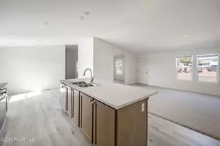 20921 E Park View Ln, Cordes Lakes, AZ 86333 - Photo 17