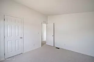 20921 E Park View Ln, Cordes Lakes, AZ 86333 - Photo 21