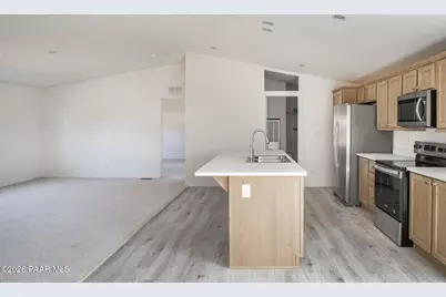 20921 E Park View Lane, Cordes Lakes, AZ 86333 - Photo 13