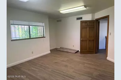 637 W Hillside Avenue, Prescott, AZ 86301 - Photo 9