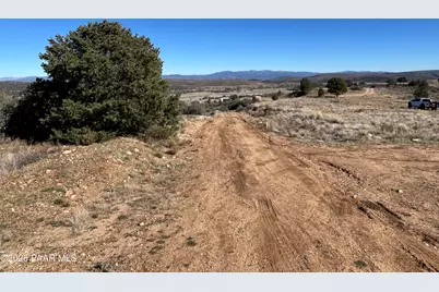 17327 S Rocky Boy Way, Peeples Valley, AZ 85362 - Photo 11