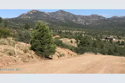 17327 S Rocky Boy Way, Peeples Valley, AZ 85362 - Photo 23