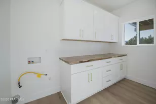 10603 E Straight Arrow Rd, Dewey-Humboldt, AZ 86327 - Photo 37