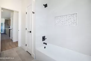 10603 E Straight Arrow Rd, Dewey-Humboldt, AZ 86327 - Photo 23