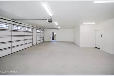 10603 E Straight Arrow Road, Dewey-Humboldt, AZ 86327 - Photo 27