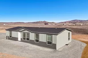 7455 E Bunkhouse Rd, Prescott Valley, AZ 86315 - Photo 3