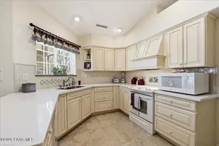 2100 Sequoia Dr, Prescott, AZ 86301 - Photo 9