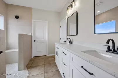 320 S Hoss Road, Dewey-Humboldt, AZ 86327 - Photo 21