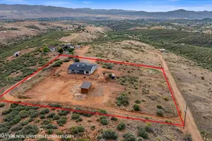 320 S Hoss Rd, Dewey-Humboldt, AZ 86327 - Photo 3