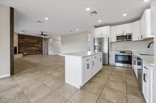 320 S Hoss Rd, Dewey-Humboldt, AZ 86327 - Photo 13